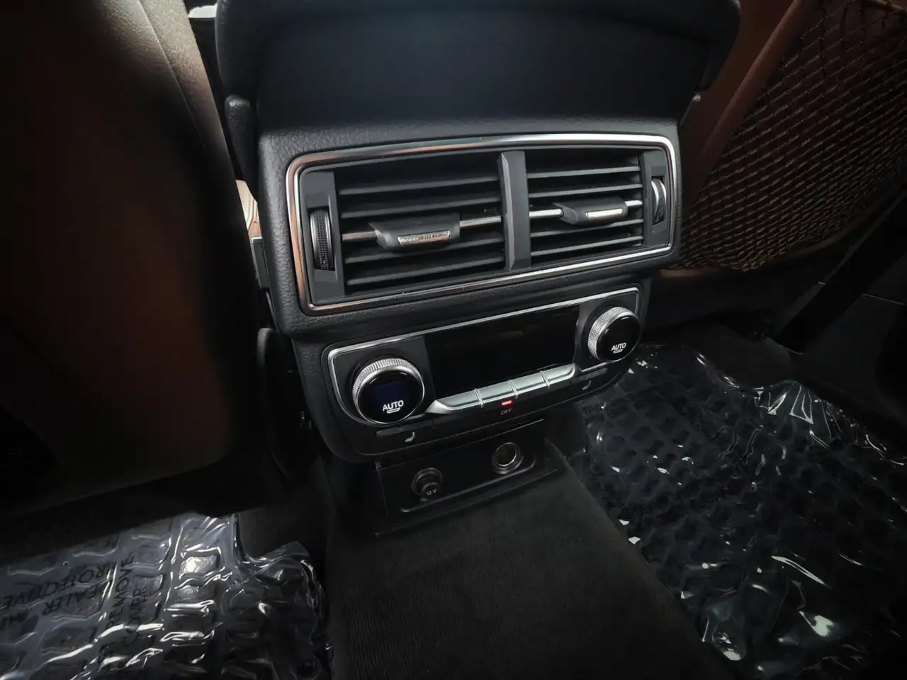 Audi Q7 снимка Audi Q7