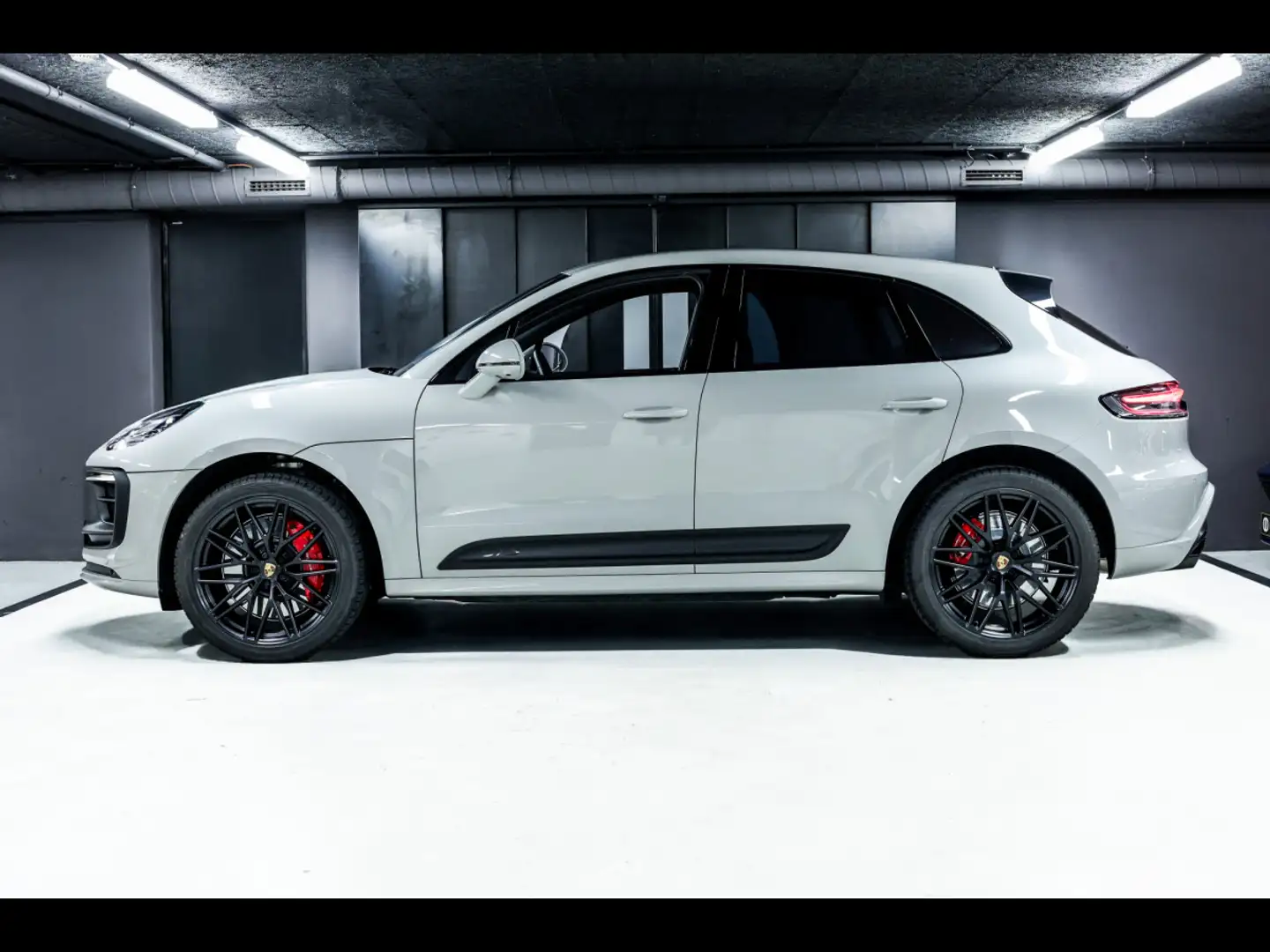 Porsche Macan III GTS PDK°KREIDE°21' RS SPYDER°18W°PANO°360 Gris - 2