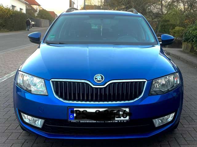 Imagine Skoda Octavia Octavia III Combi Diesel Combi 1.6 TDI Ambition