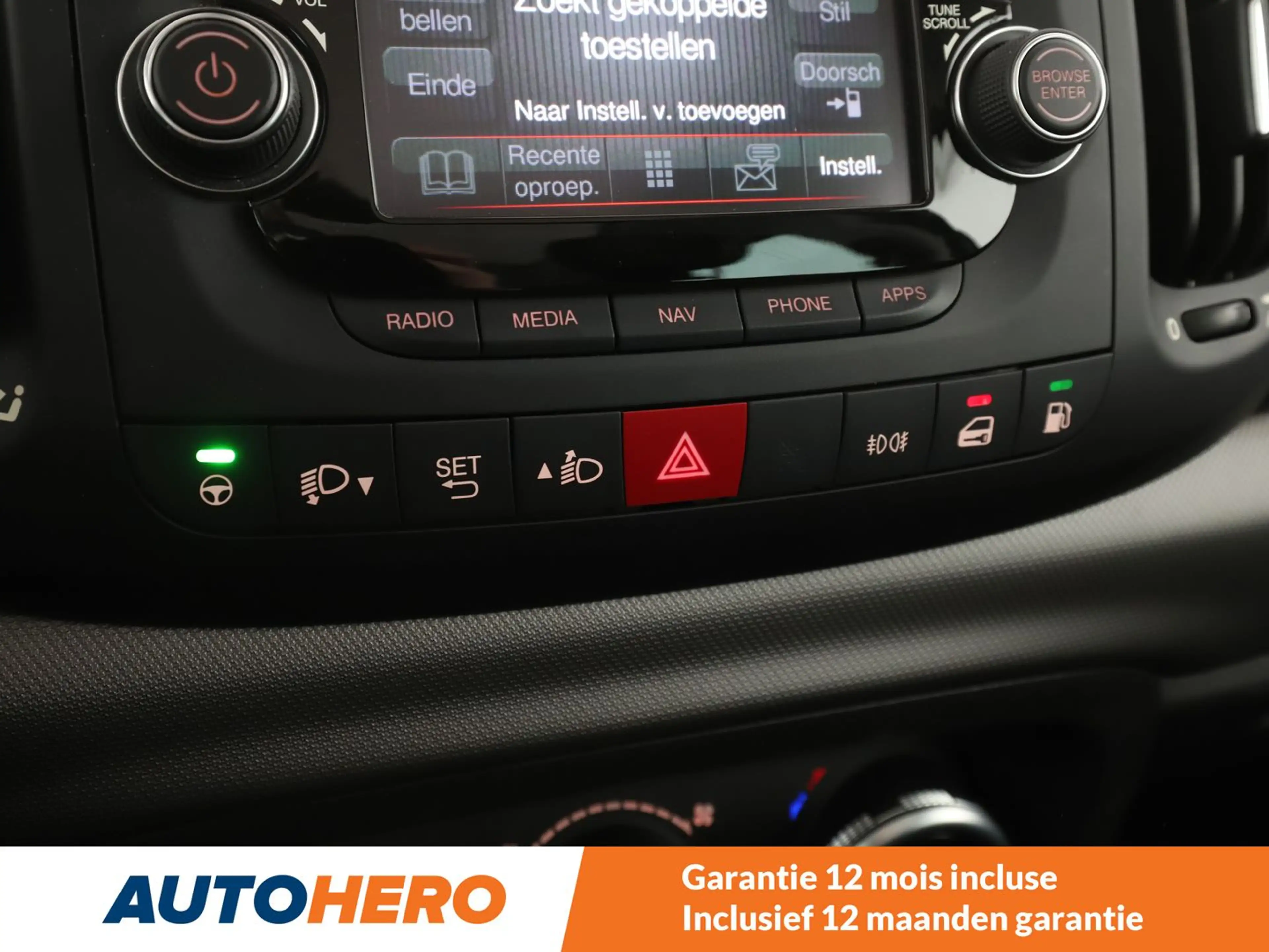 Fiat 500L 0.9 Lounge — photo 12