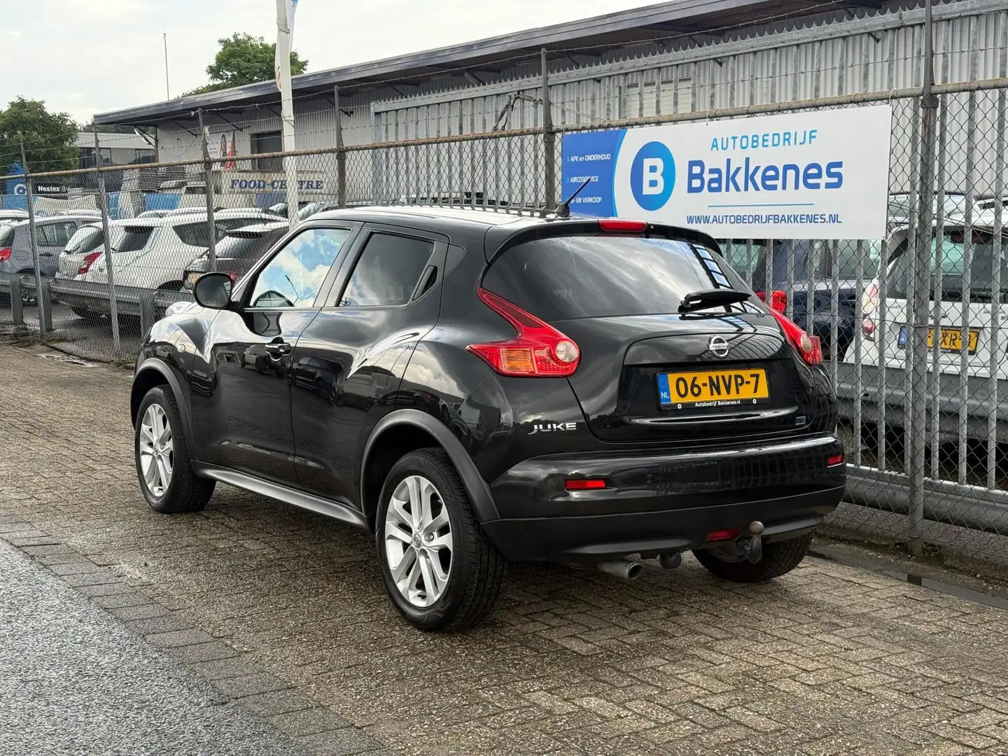 Nissan Juke 1.6 Acenta | Airco | Cruise | Trekhaak Negro - 2