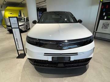 1.2 Hybrid 136 CV EDCT GS tua a 241 al mese