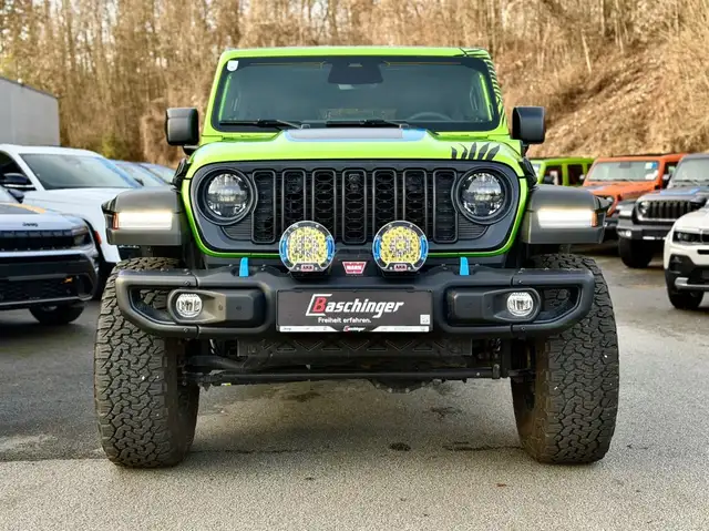Jeep Wrangler view 2
