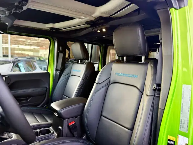 Jeep Wrangler view 12