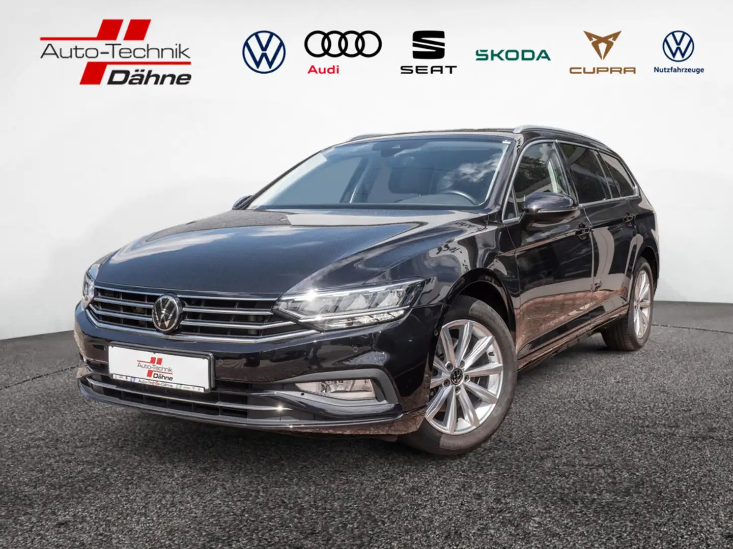 Volkswagen Passat Variant 2.0 TDI DSG Business LED PANO Schwarz - 1