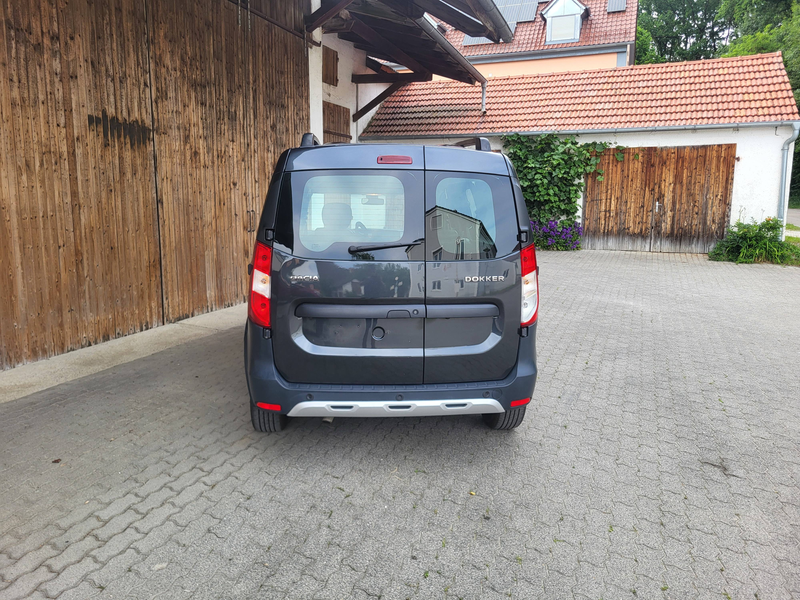 Dacia Dokker Stepway Celebration — photo 4