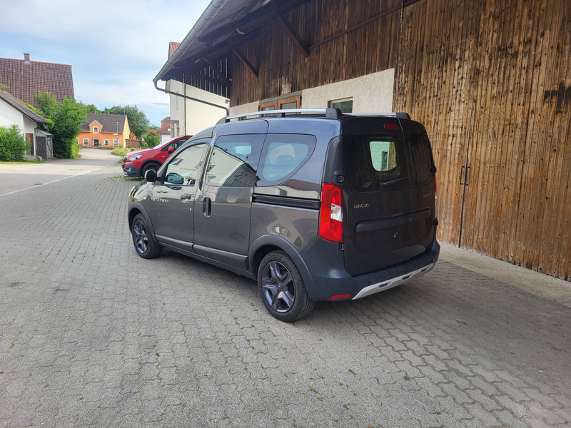 Dacia Dokker Stepway Celebration — photo 3