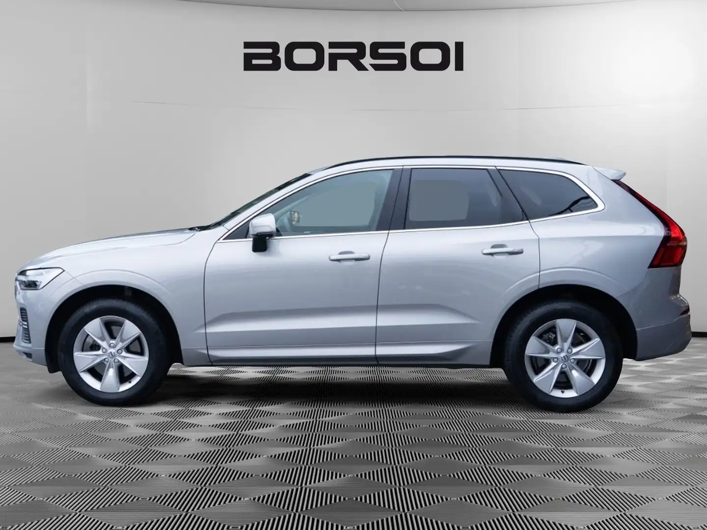 Volvo XC60 (2017-->) B4 (d) automatico Core Gris - 2
