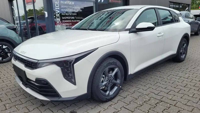KIA K4