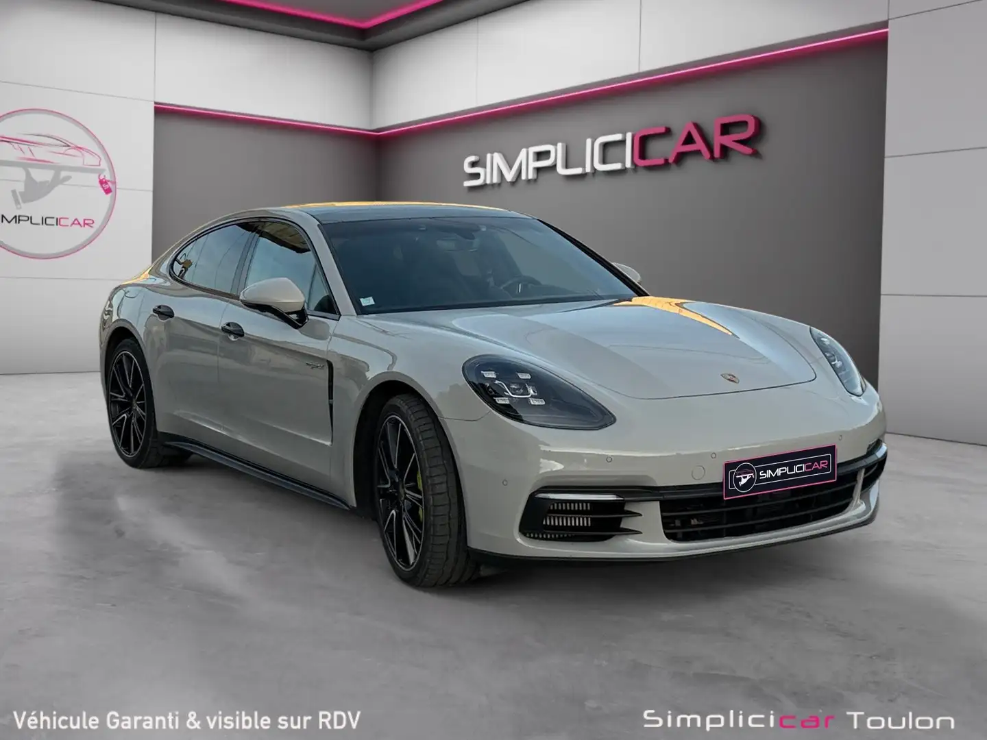 Porsche Panamera Hybrid Grau - 1