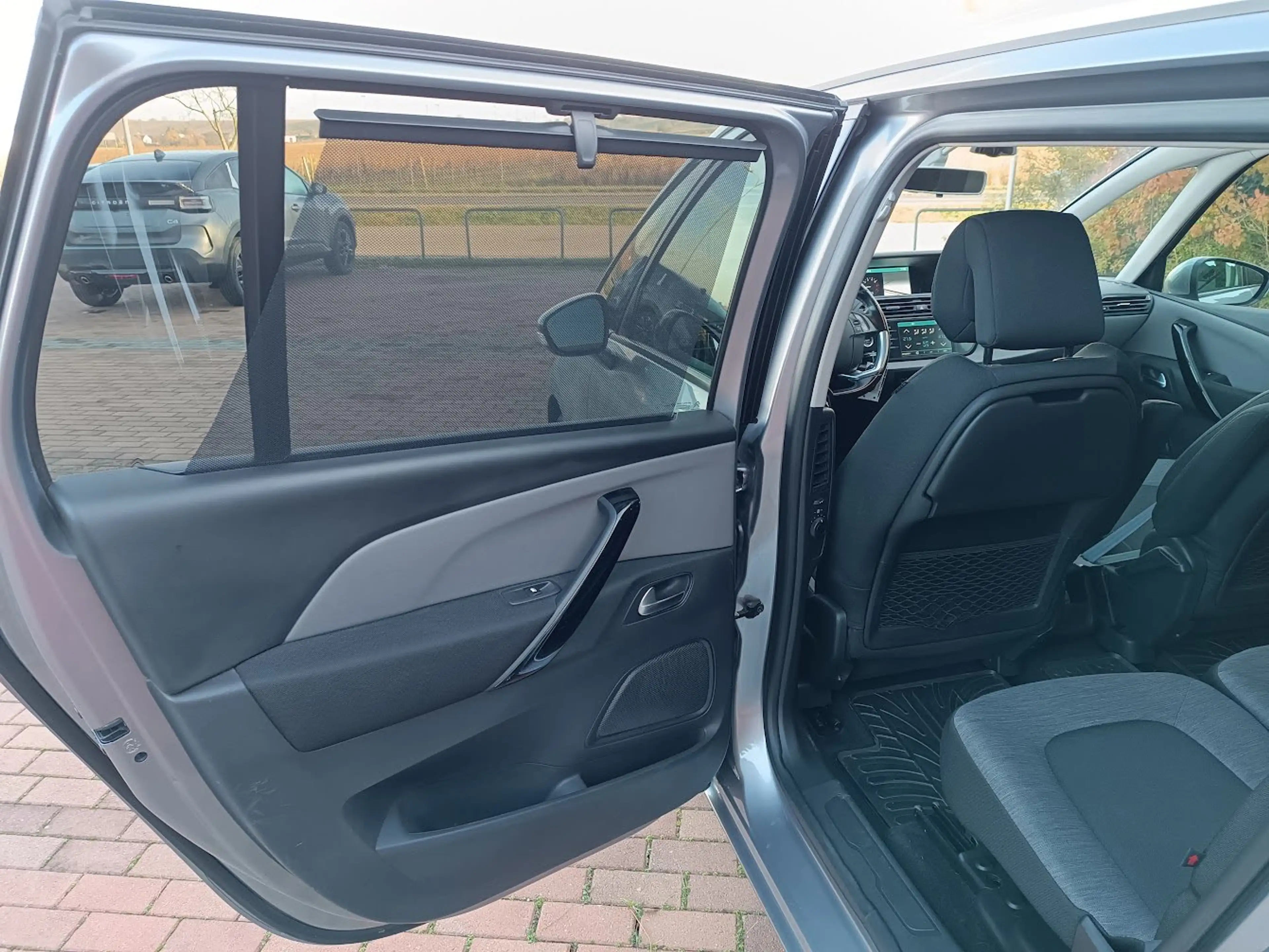 Citroen Grand C4 Picasso Grand C4 Picasso BlueHDI 120 S — photo 13