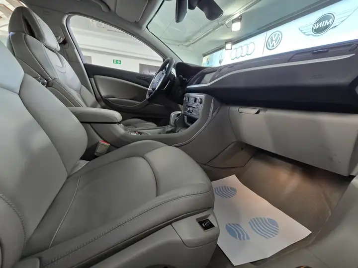 Citroën C5 2.2 HDI Exclusive Aut. 2013, foto 8