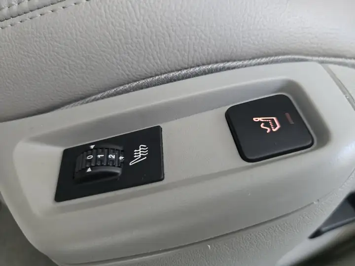 Citroën C5 2.2 HDI Exclusive Aut. 2013, foto 33