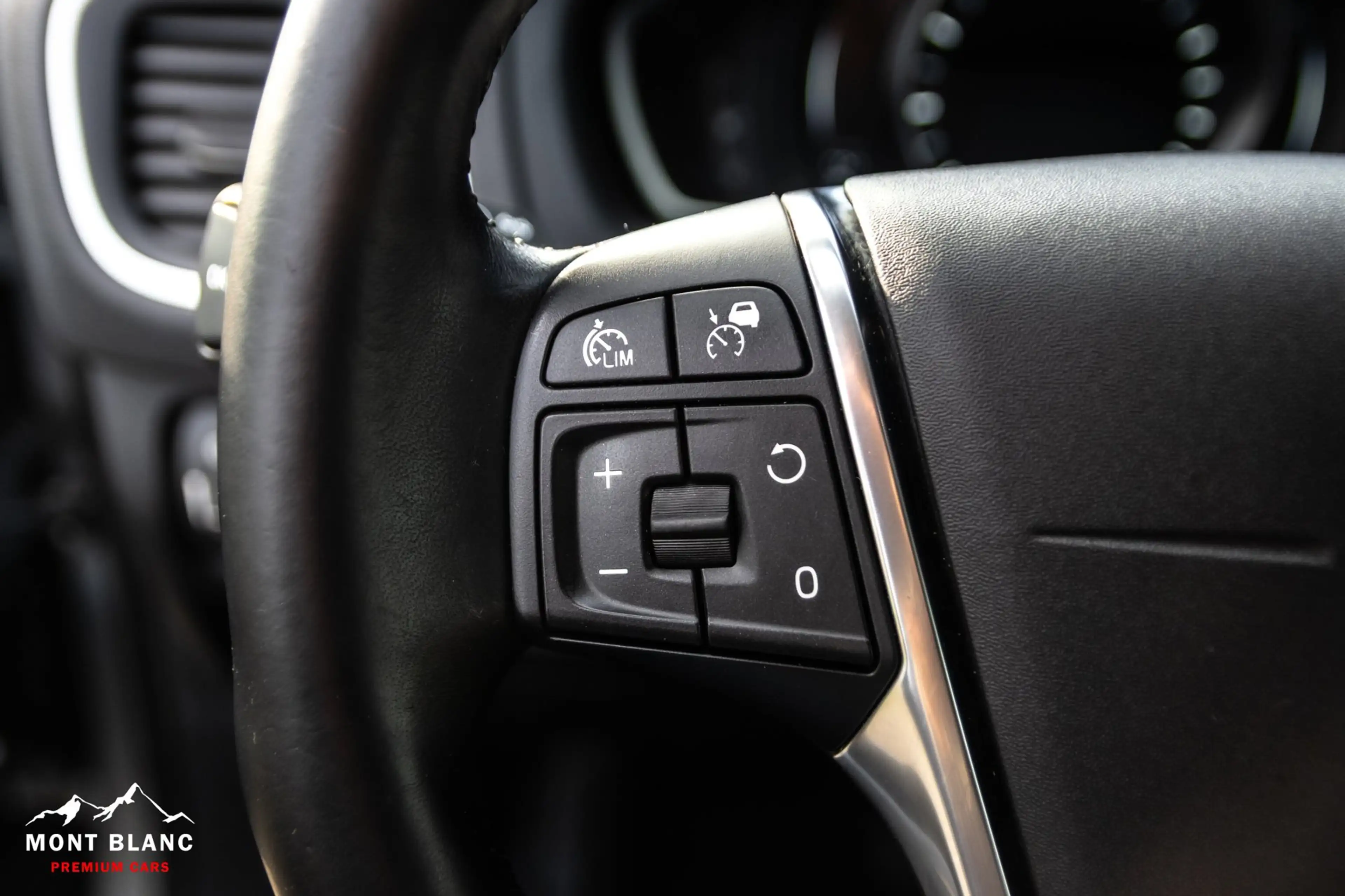 Volvo V40 Cross Country T4 AWD|ACC|Memory — photo 21