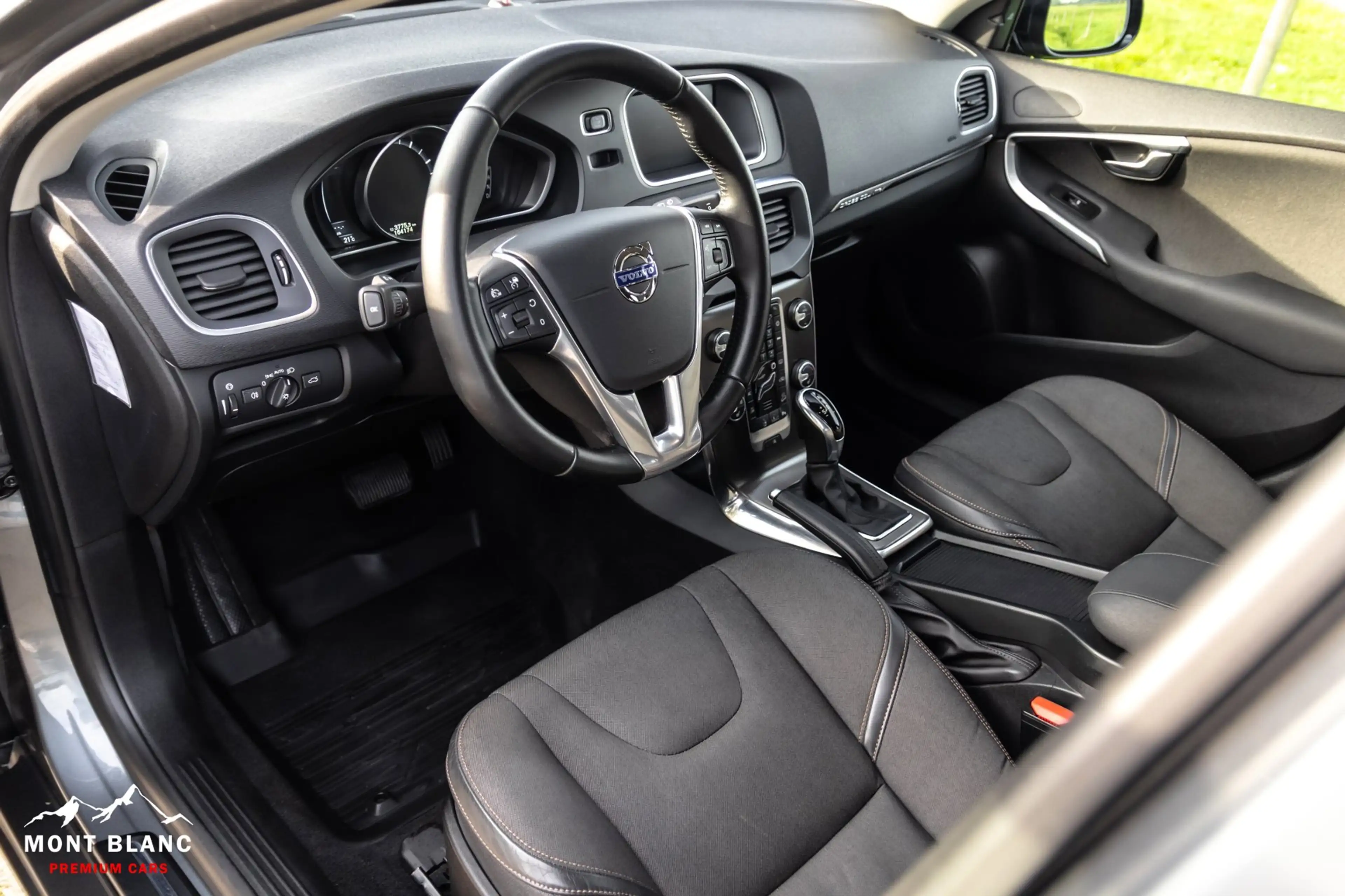 Volvo V40 Cross Country T4 AWD|ACC|Memory — photo 17
