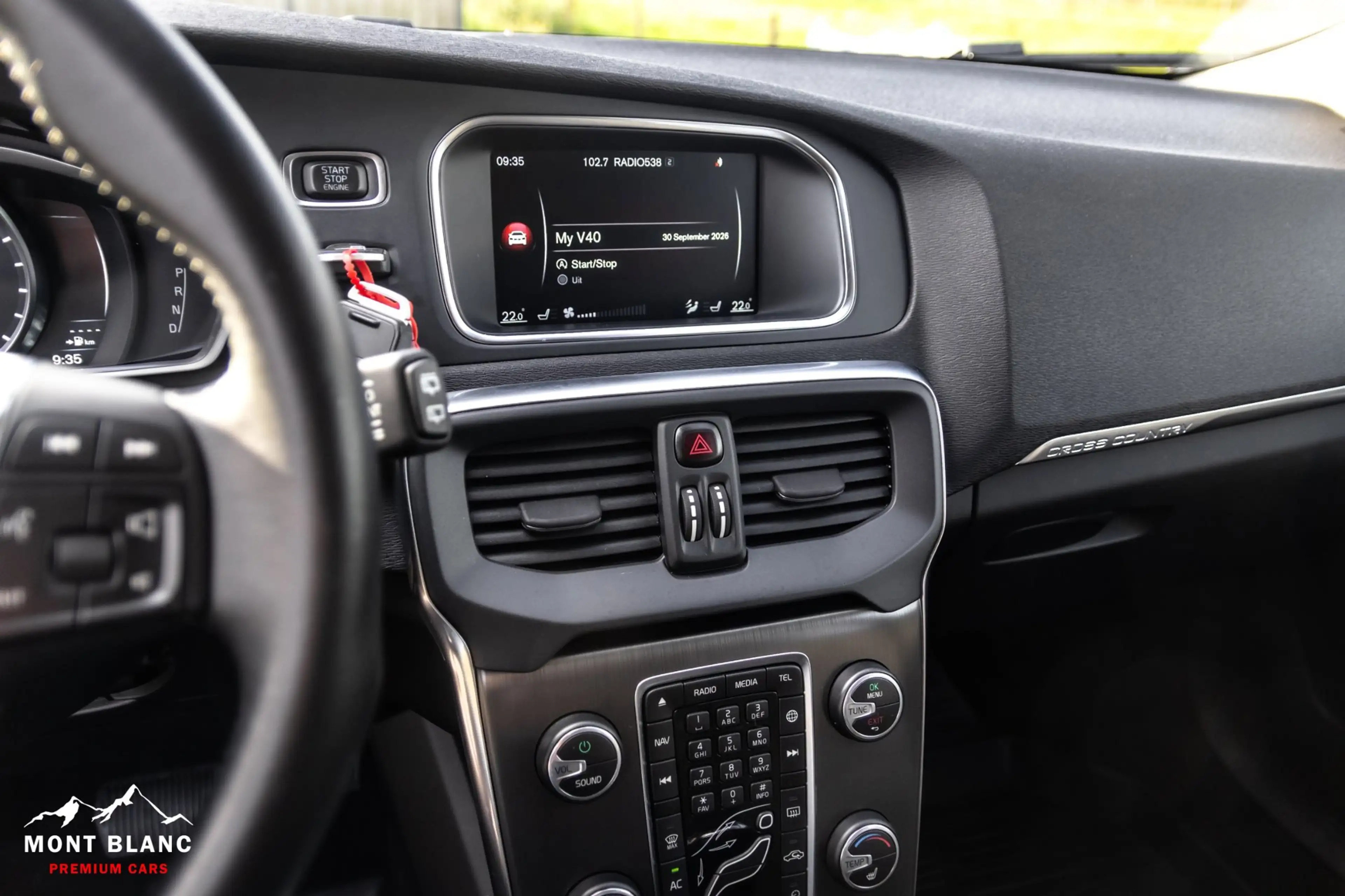 Volvo V40 Cross Country T4 AWD|ACC|Memory — photo 23