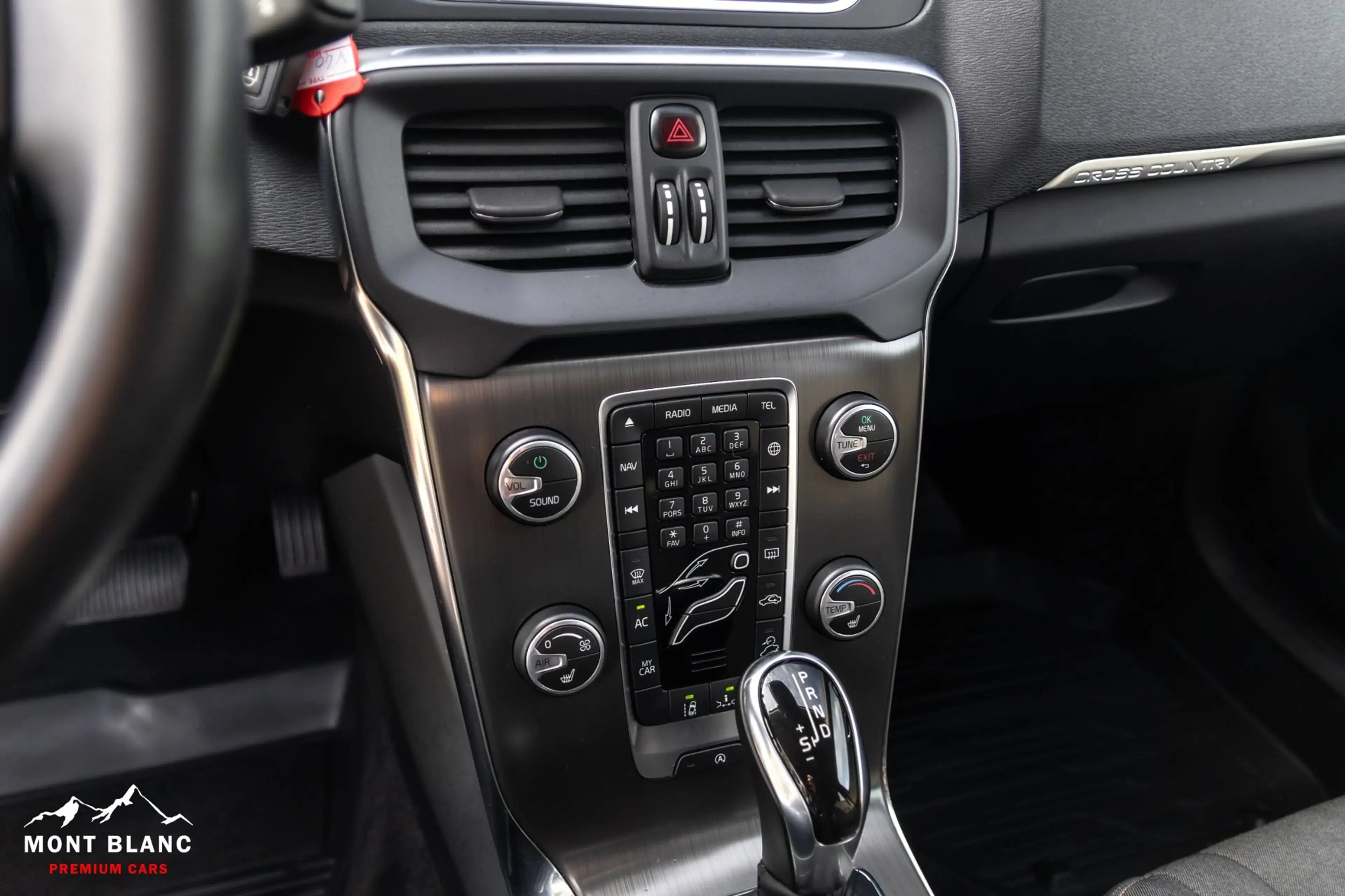Volvo V40 Cross Country T4 AWD|ACC|Memory — photo 25