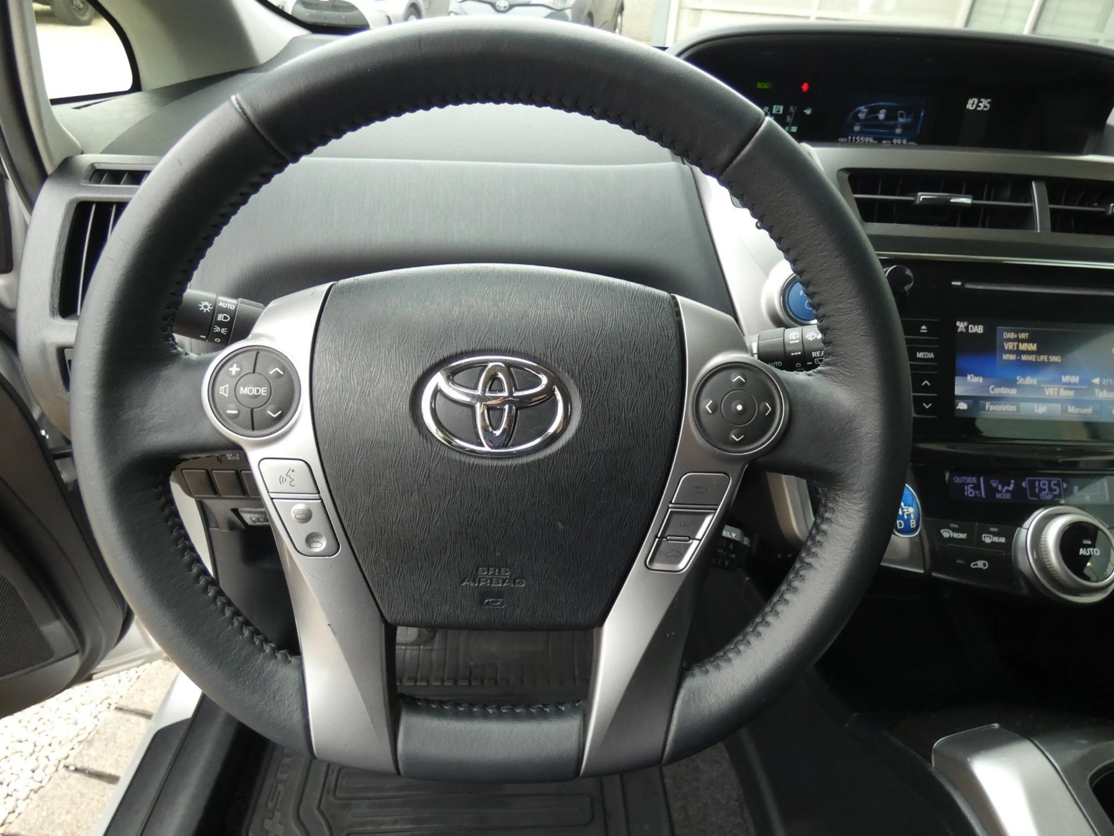 Toyota Prius+ Hybrid Dynamic 7PL +Half leder +Zetelverwarming — photo 14