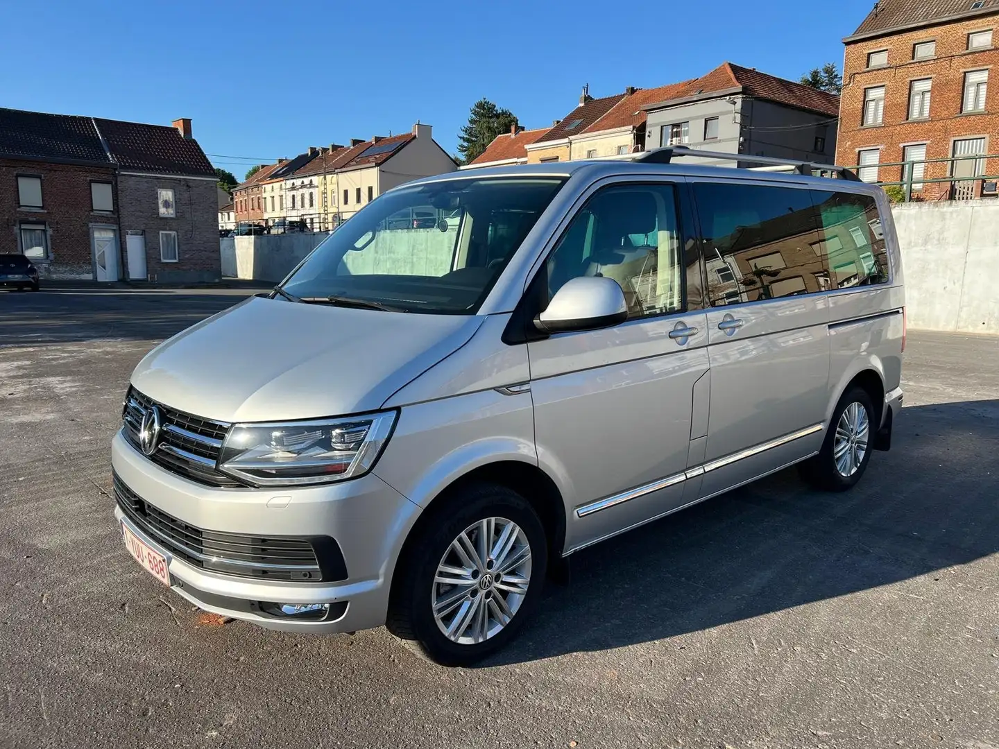 Volkswagen T6 Caravelle 2.0 TDi SCR BMT Highline DSG (EU6d-TEMP) Argent - 2