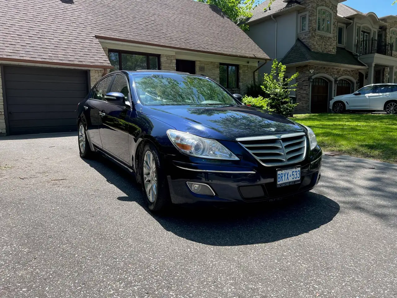 2010 Hyundai Genesis