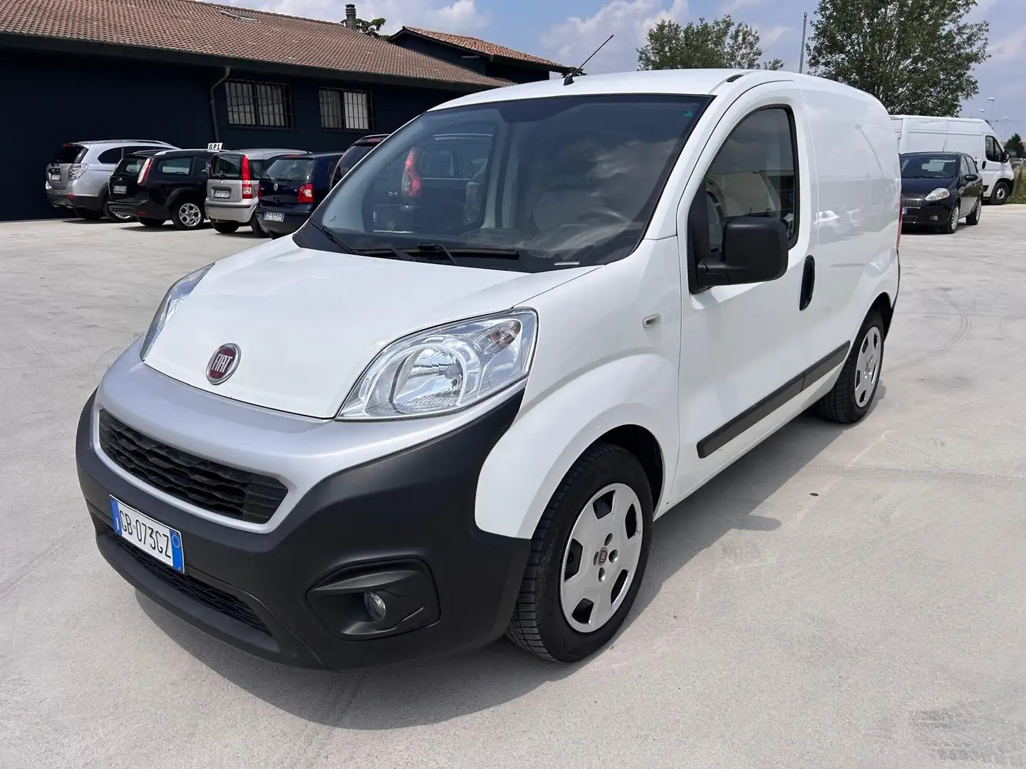 Fiat Fiorino 1.3 MJT 95CV Cargo SX ALLESTITO Fehér - 1