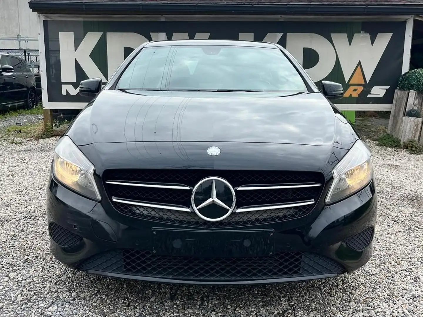 Mercedes-Benz A 180 Zwart - 2