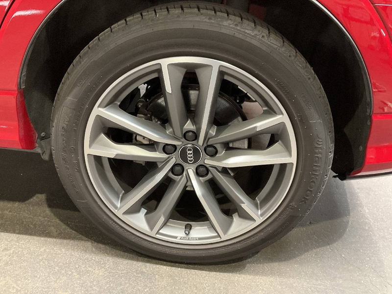 Audi Q3 Q3 40 TFSI quattro S tronic — photo 9