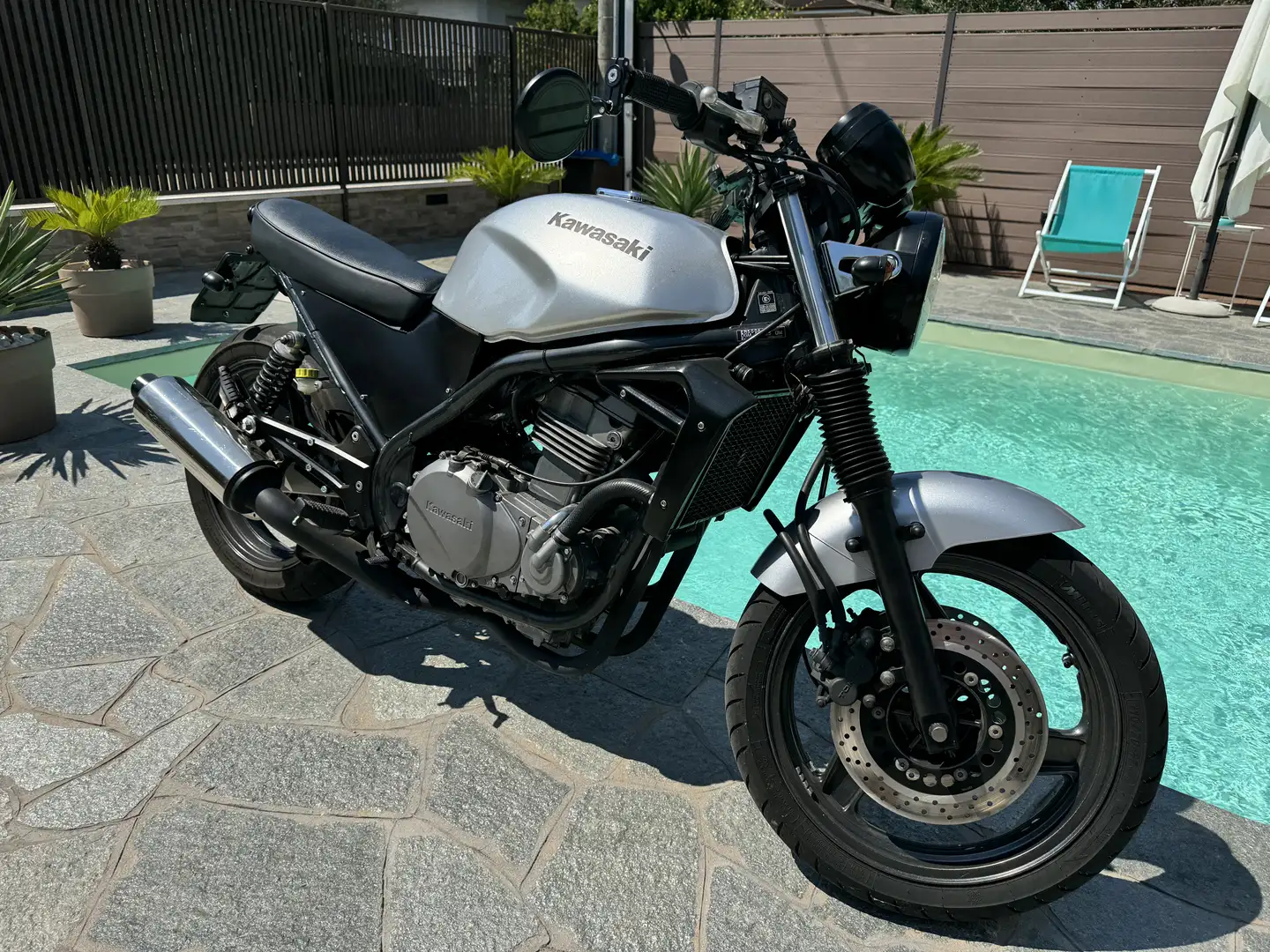 Kawasaki ER - 5 - 1