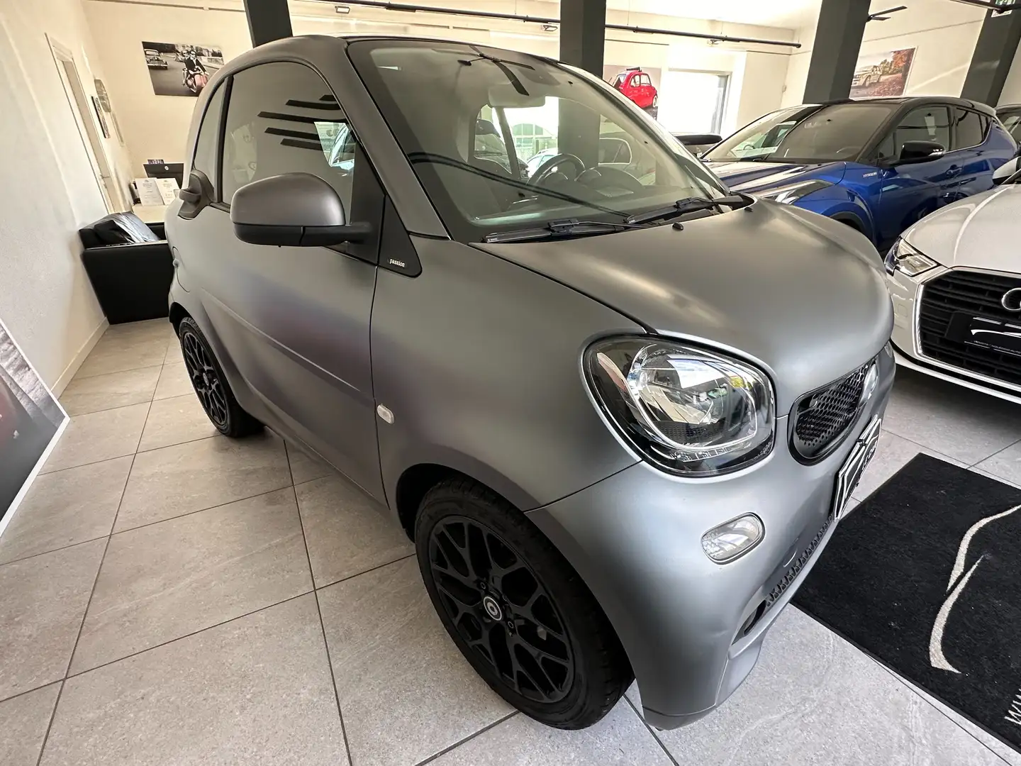 smart forTwo Fortwo 0.9 t Passion 90cv twinamic Gris - 1
