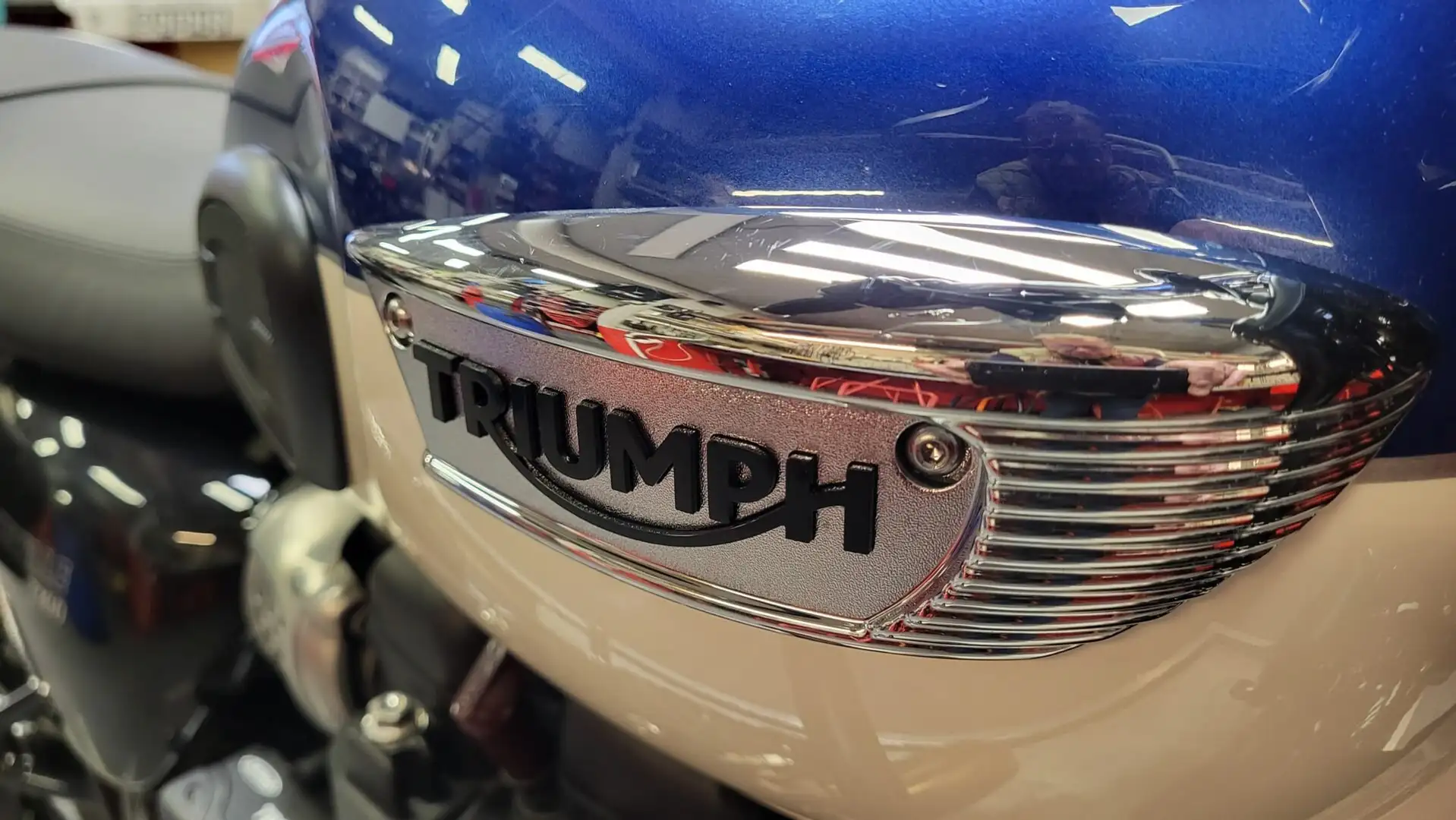 Triumph Bonneville T100 ***MOTODOC.BE*** Niebieski - 2