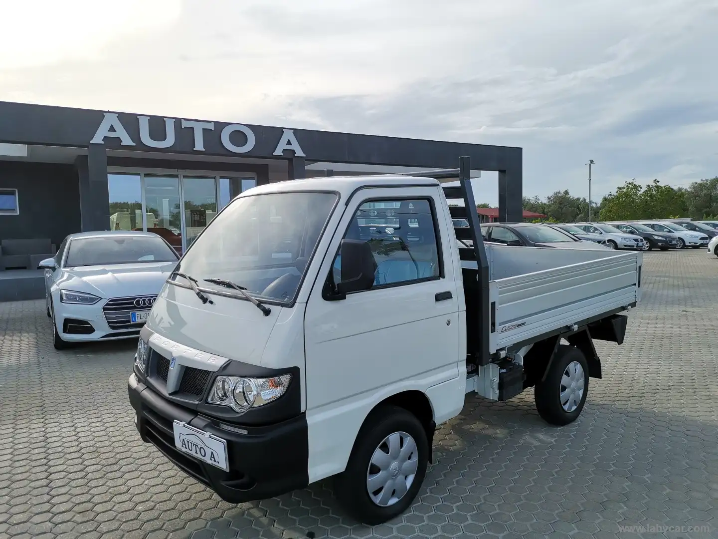 Piaggio Porter PORTER 1.2 D120 CASSONE FISSO Blanc - 1