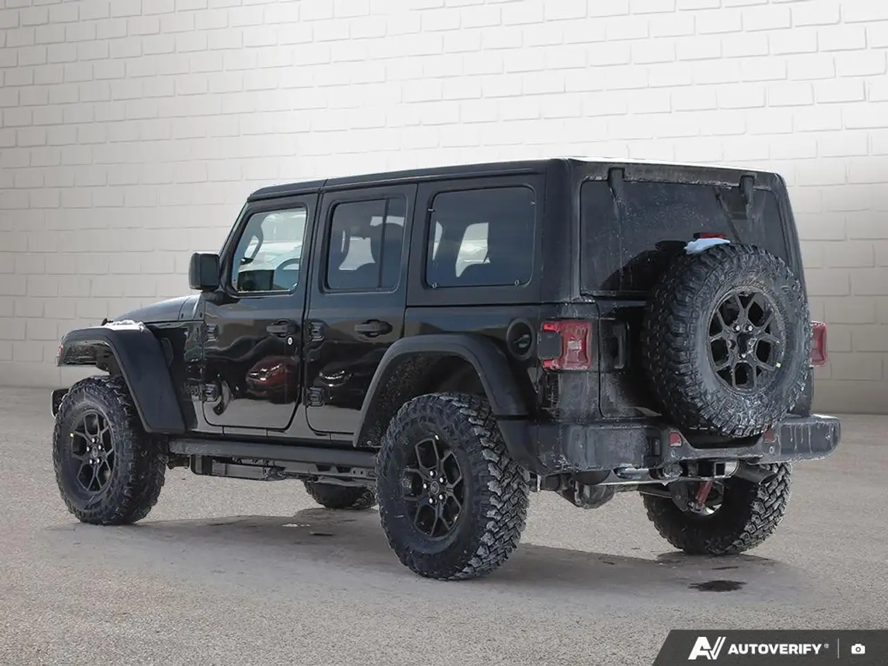 Jeep Wrangler снимка Jeep Wrangler