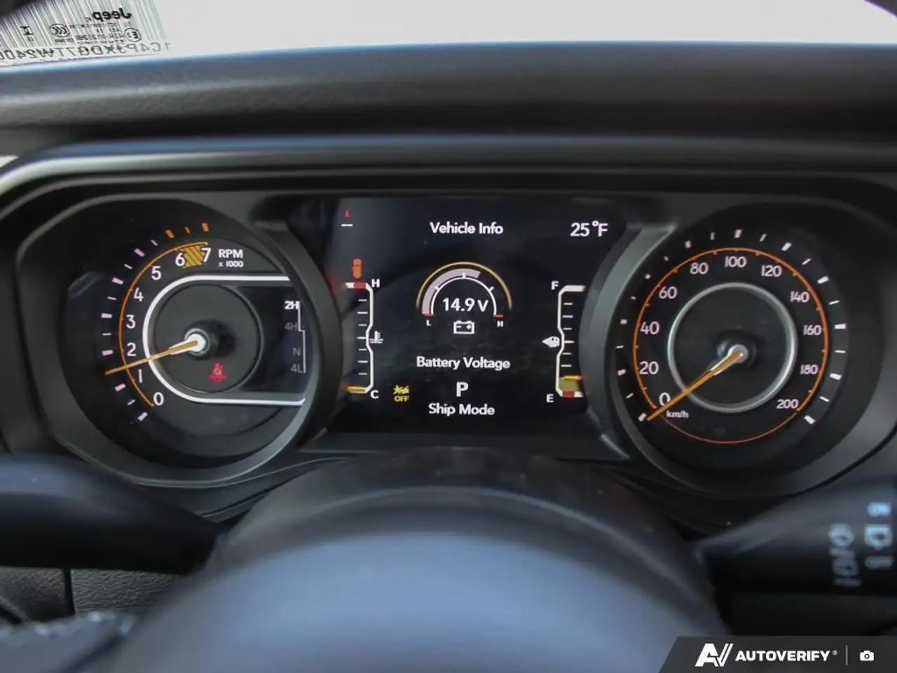 Jeep Wrangler снимка Jeep Wrangler