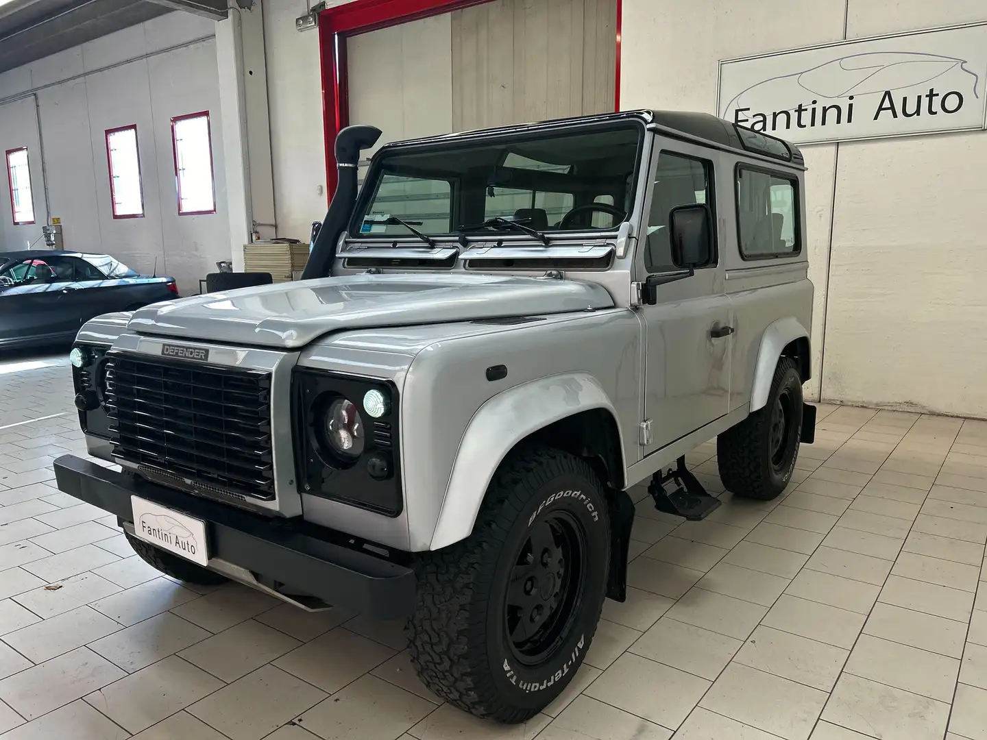 Land Rover Defender 90 2.5 td5 Ok Neopatentati-DETTAGLI IN DESCRIZIONE Argento - 2