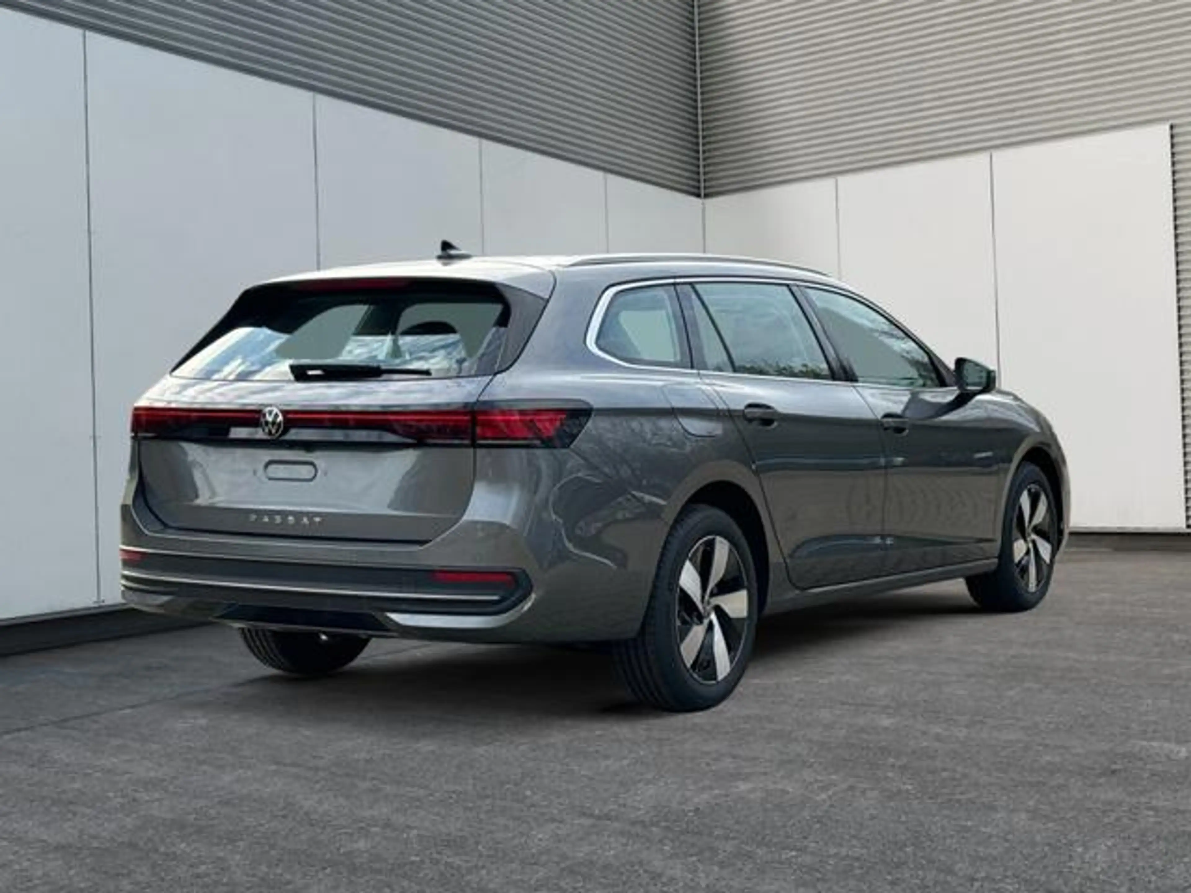 Volkswagen Passat Variant Business DSG+MASSAGE+NAVI+17"" ... — photo 3
