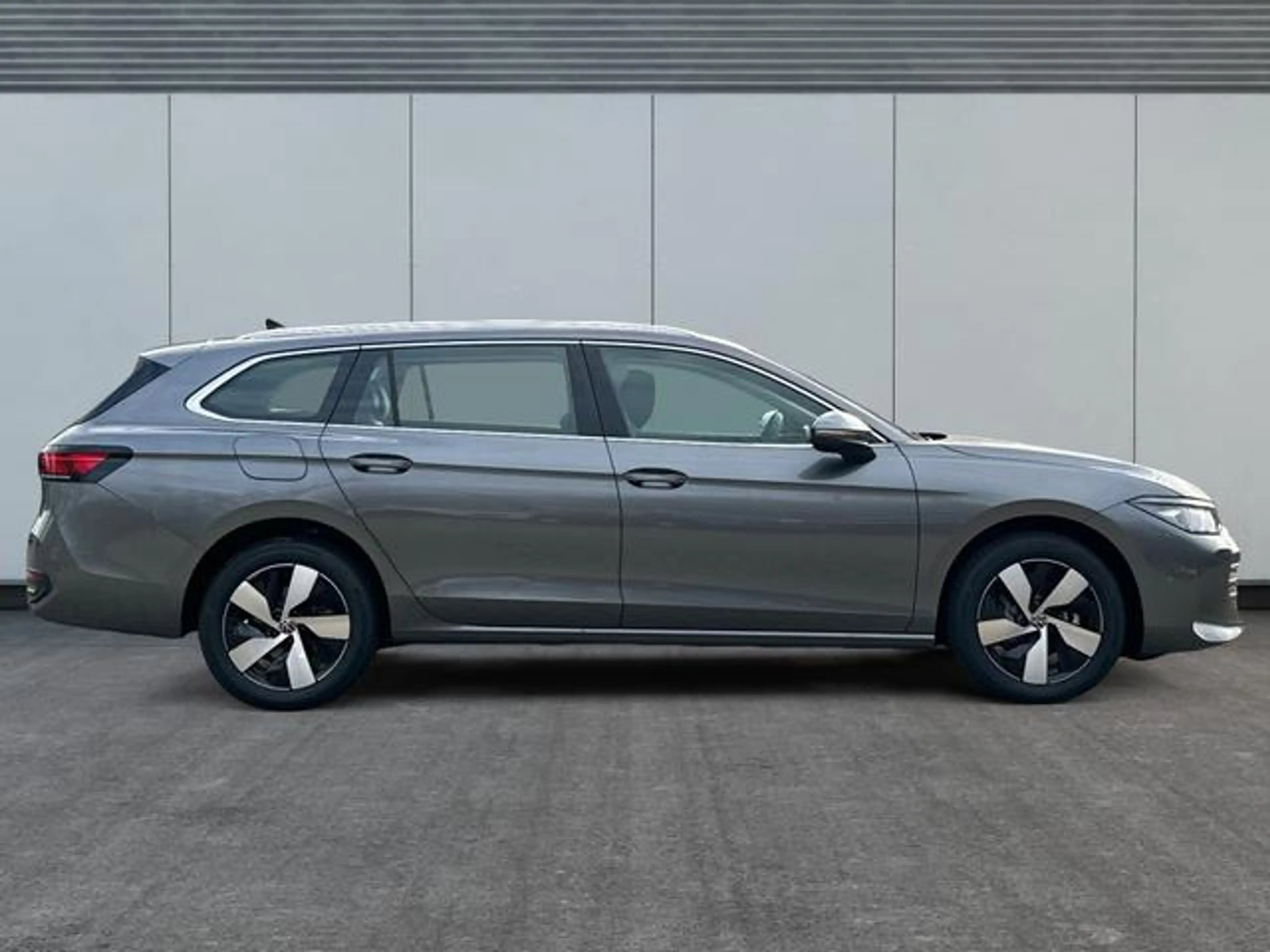 Volkswagen Passat Variant Business DSG+MASSAGE+NAVI+17"" ... — photo 5