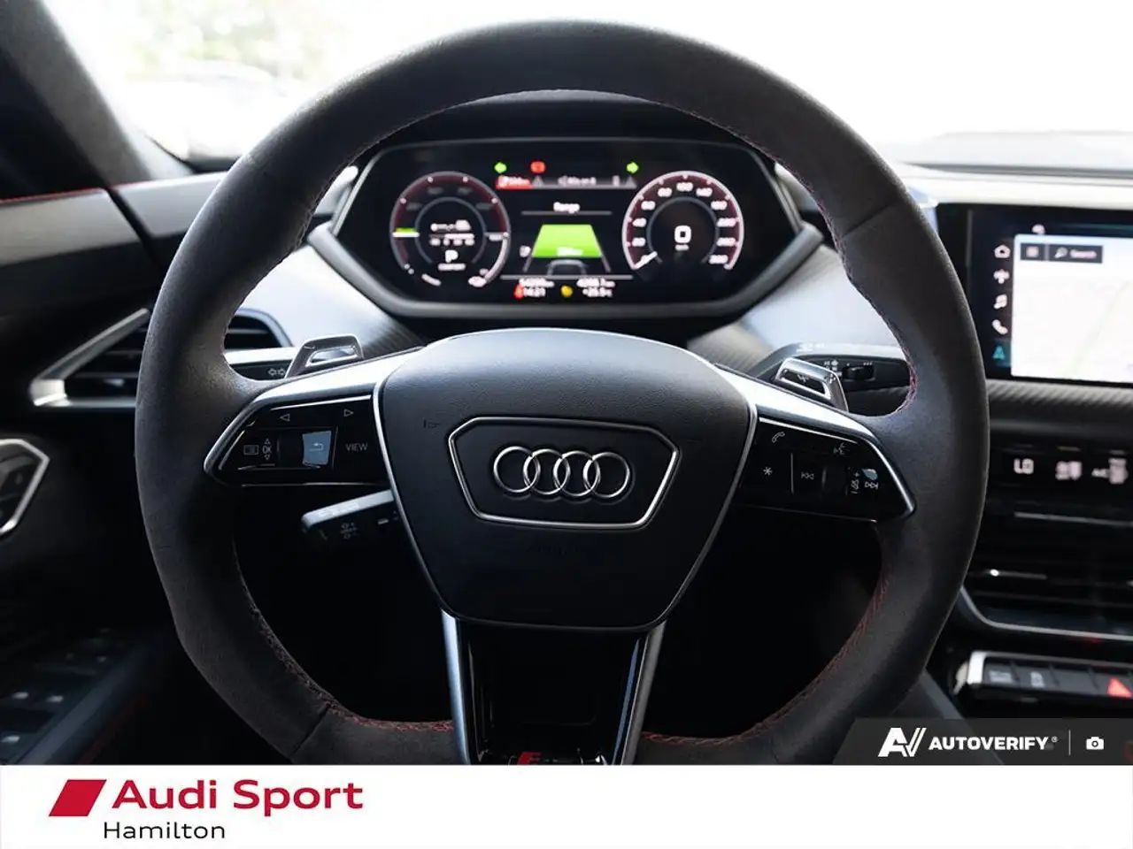 Audi RS4 photo Audi RS4