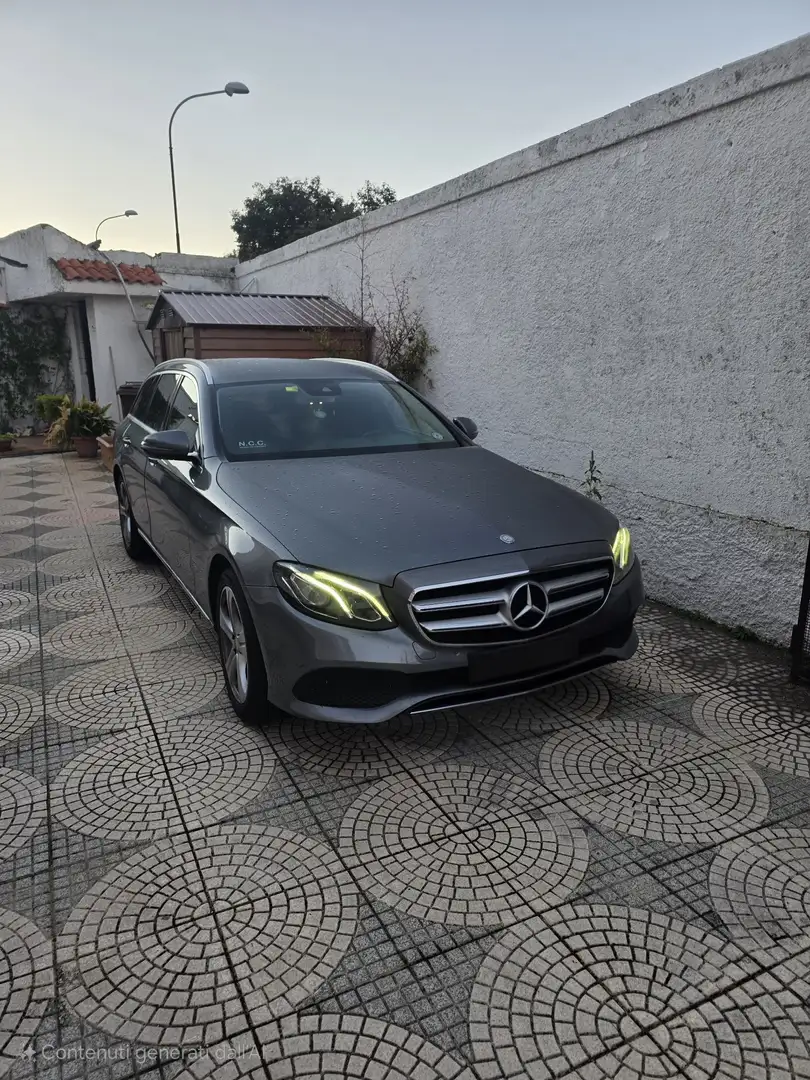 Mercedes-Benz E 220 SW d Exclusive auto - 1