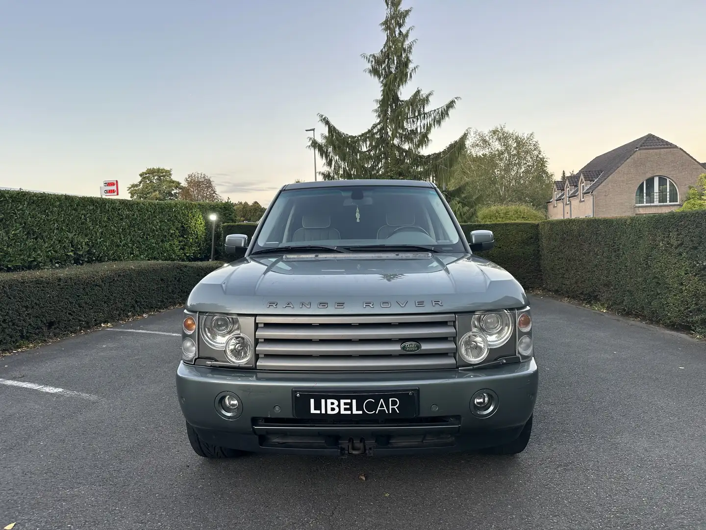 Land Rover Range Rover 4.4i V8 HSE Vogue *Utilitaire* *Carnet Entretien* Vert - 2