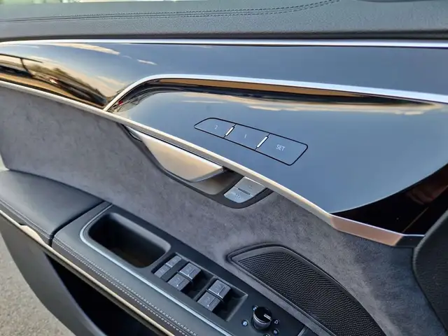 Audi A8 60 TFSI e quattro * S-LINE * 22" RÄDER Ansicht 43