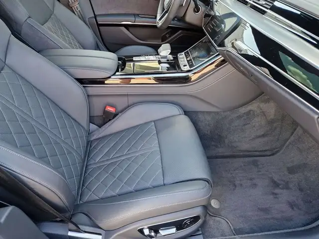 Audi A8 60 TFSI e quattro * S-LINE * 22" RÄDER Ansicht 25