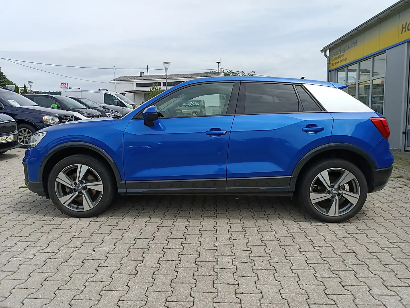 Audi Q2 30 TDI Sport*ZR+WP-neu*LED*Keyless*APP-Connect*... Blau - 2