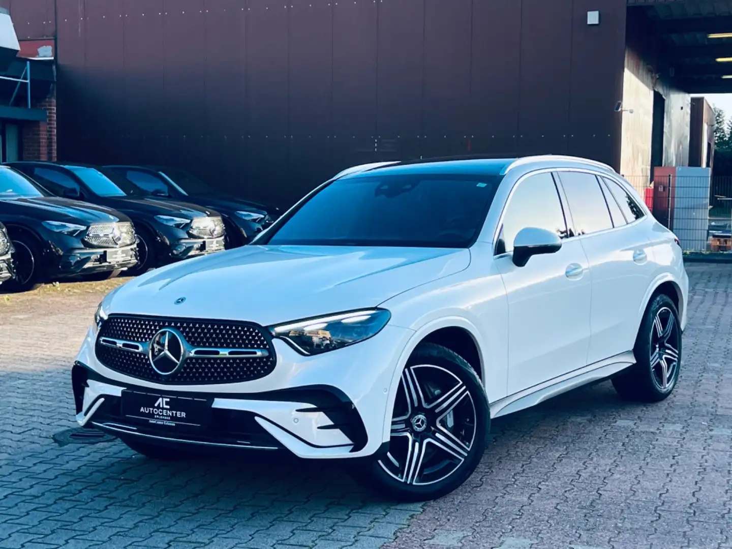 Mercedes-Benz GLC 300 4Matic AMG Line Premium-DESIGNO NAPPA Blanc - 1