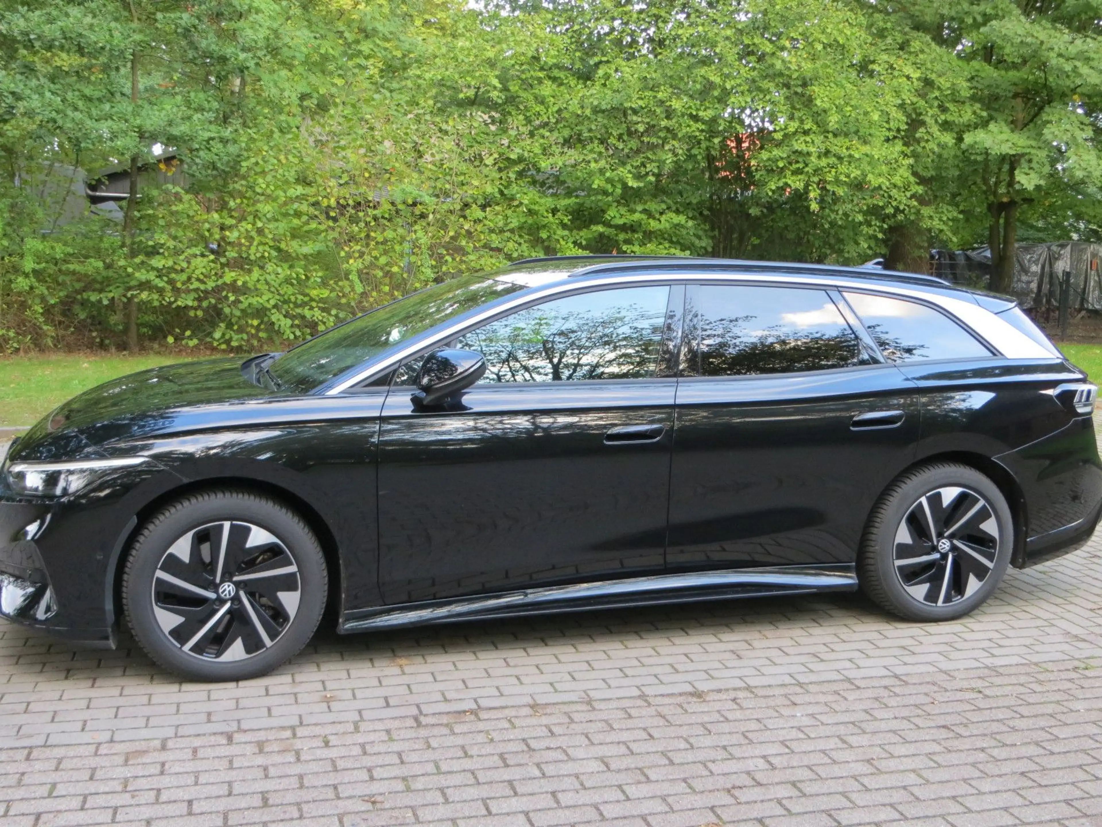 Volkswagen ID.7 Pro S Tourer Matrix IQ Light Wärmep. — photo 7