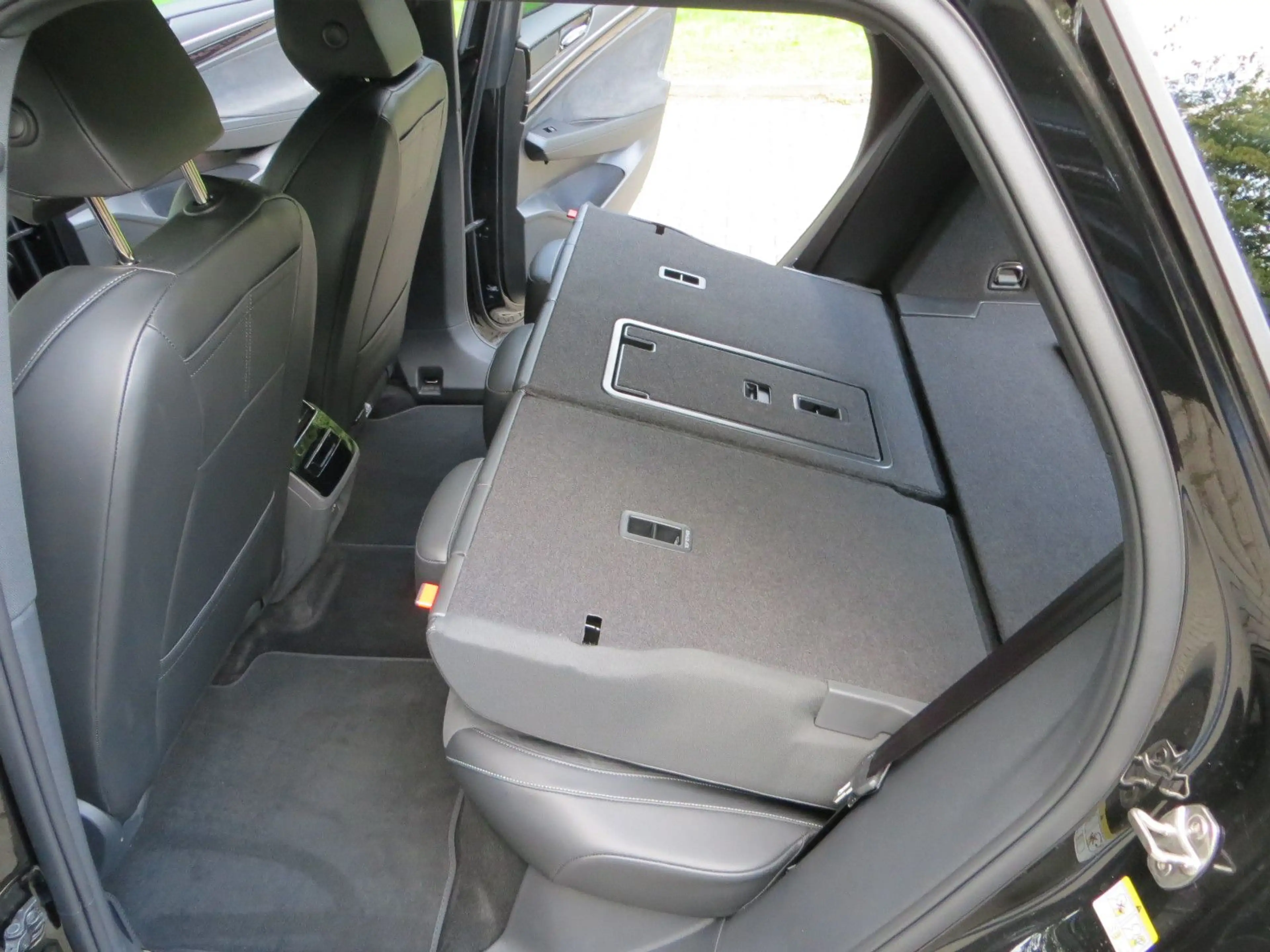 Volkswagen ID.7 Pro S Tourer Matrix IQ Light Wärmep. — photo 15
