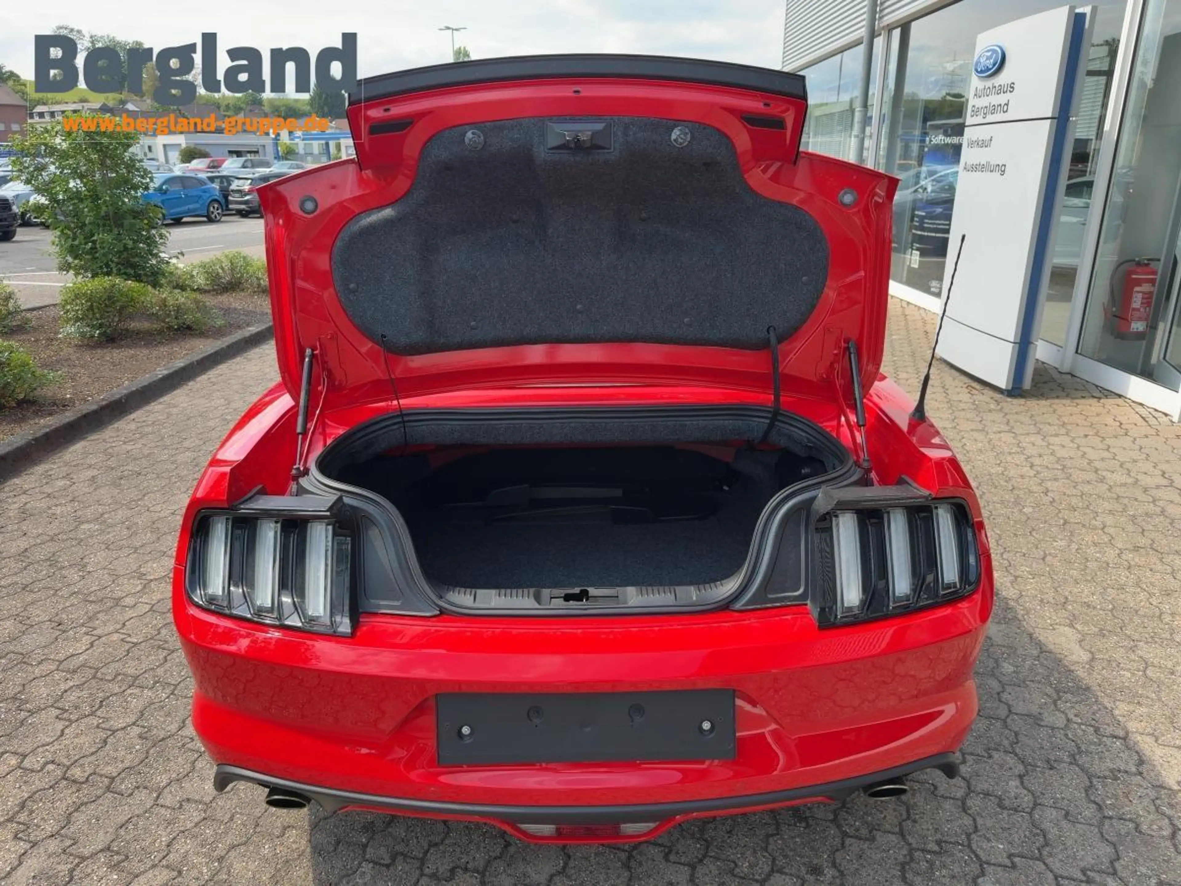 Ford Mustang GT Convertible *deutsches Fzg *Windschott — photo 10