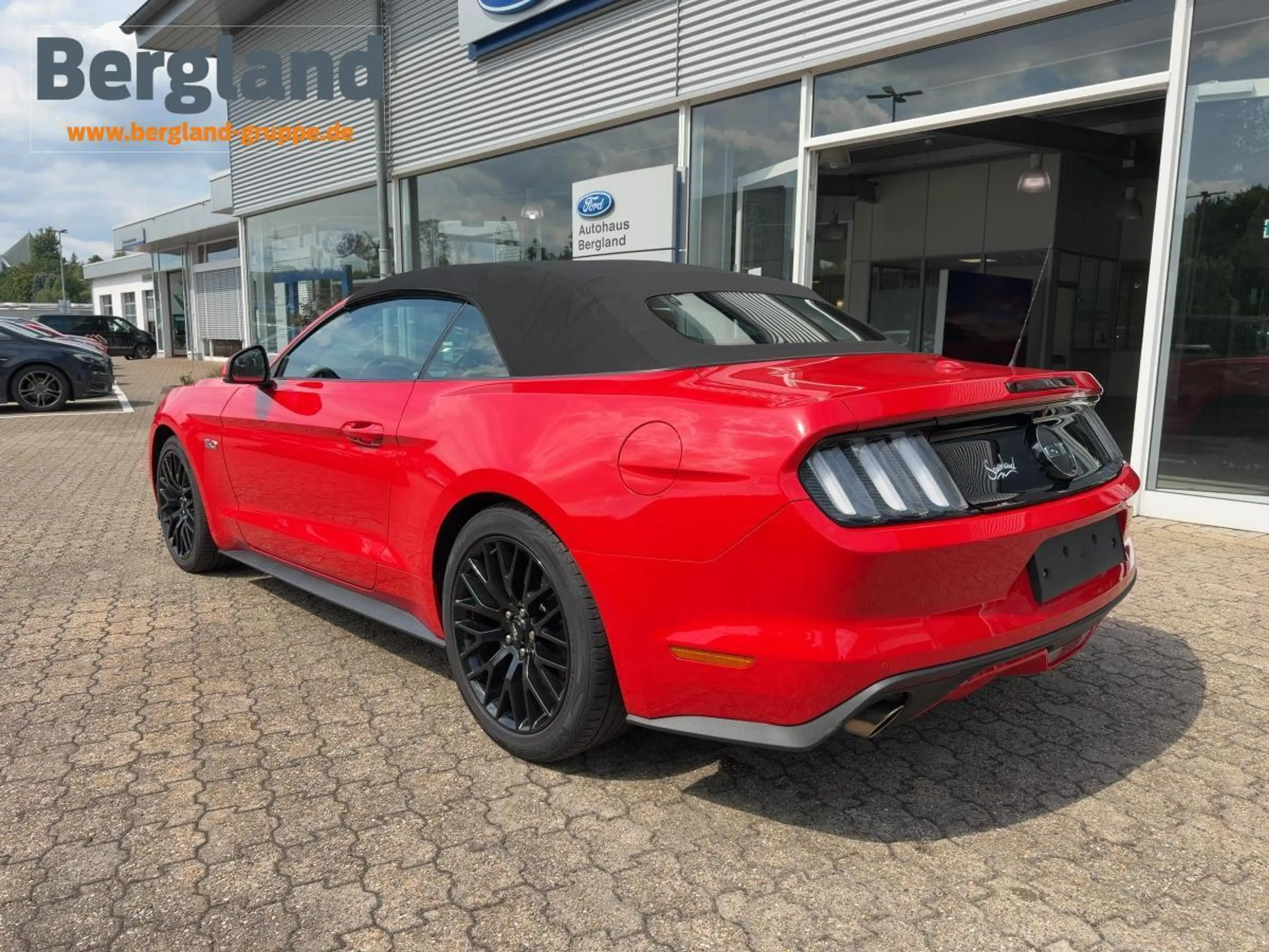 Ford Mustang GT Convertible *deutsches Fzg *Windschott — photo 12