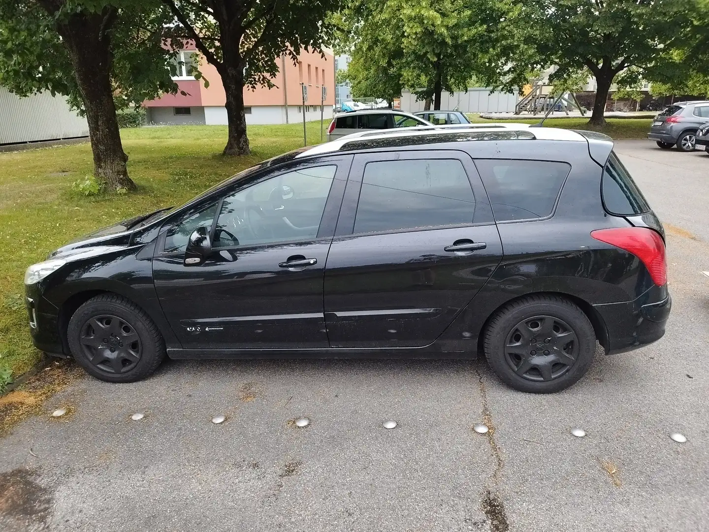 Peugeot 308 SW HDi FAP 110 (Blue Lion) Premium - 2