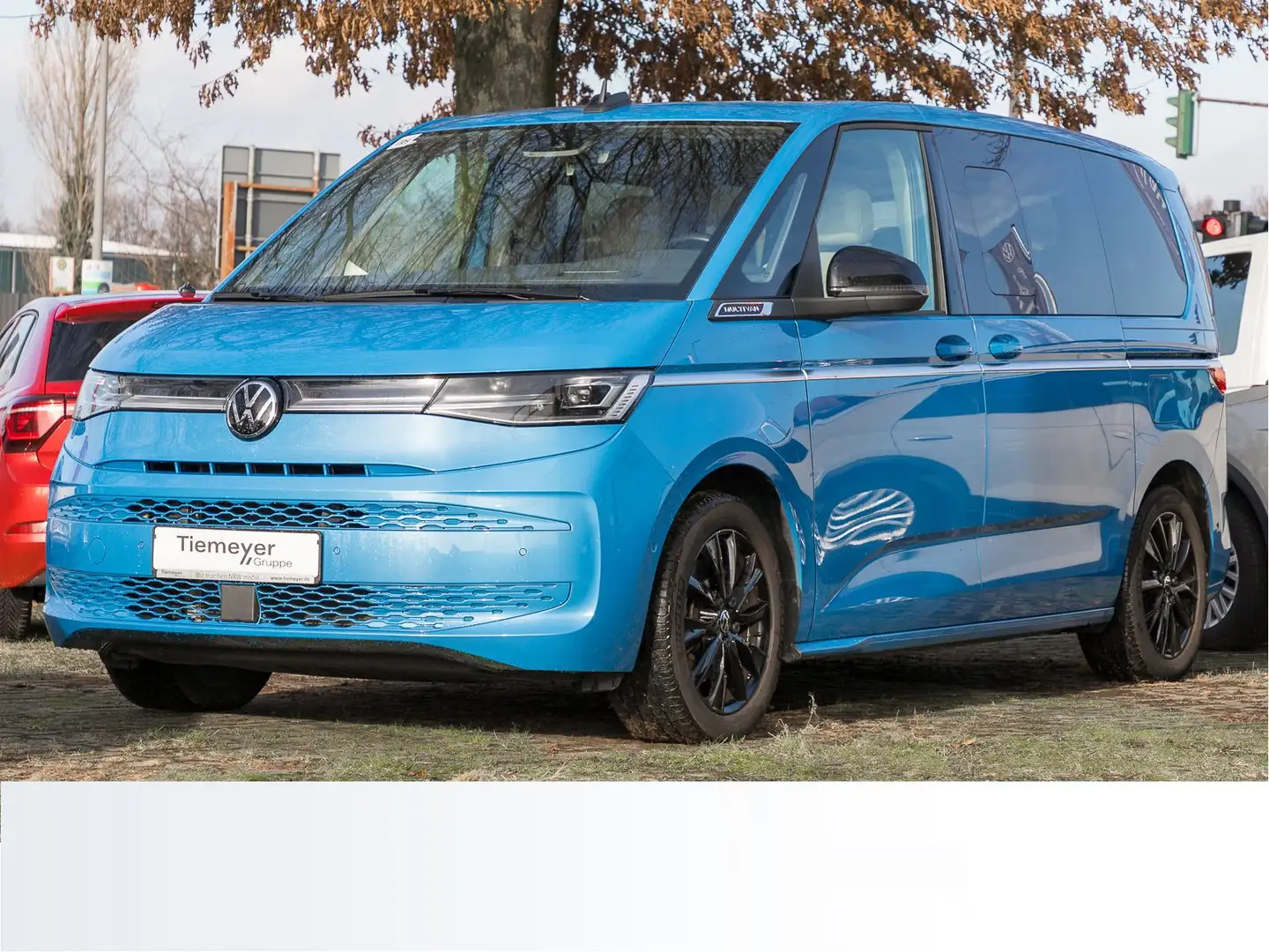 Volkswagen T7 Multivan T2.0 Multivan TDI DSG STYLE PANO HuD MA Blau - 2