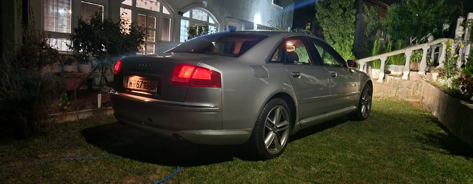 Audi A8 3,0 TDI V6 quattro Tiptronic - 1